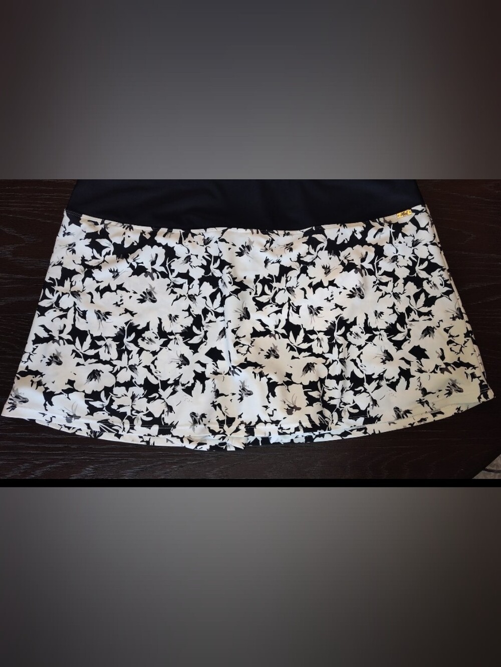 Women's Black & White Floral Swim Skirt 22W